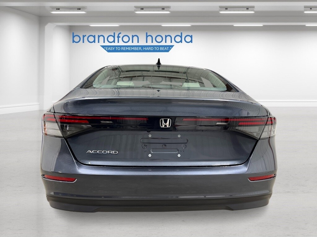 2025 Honda Accord SE photo 4