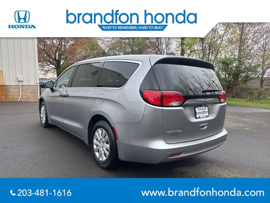 Used 2018 Chrysler Pacifica L Minivan/Van