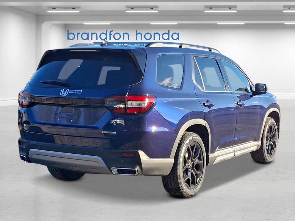 New 2025 Honda Pilot Touring SUV