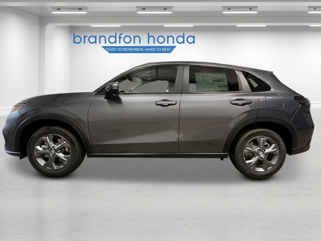 2026 Honda HR-V LX photo 2