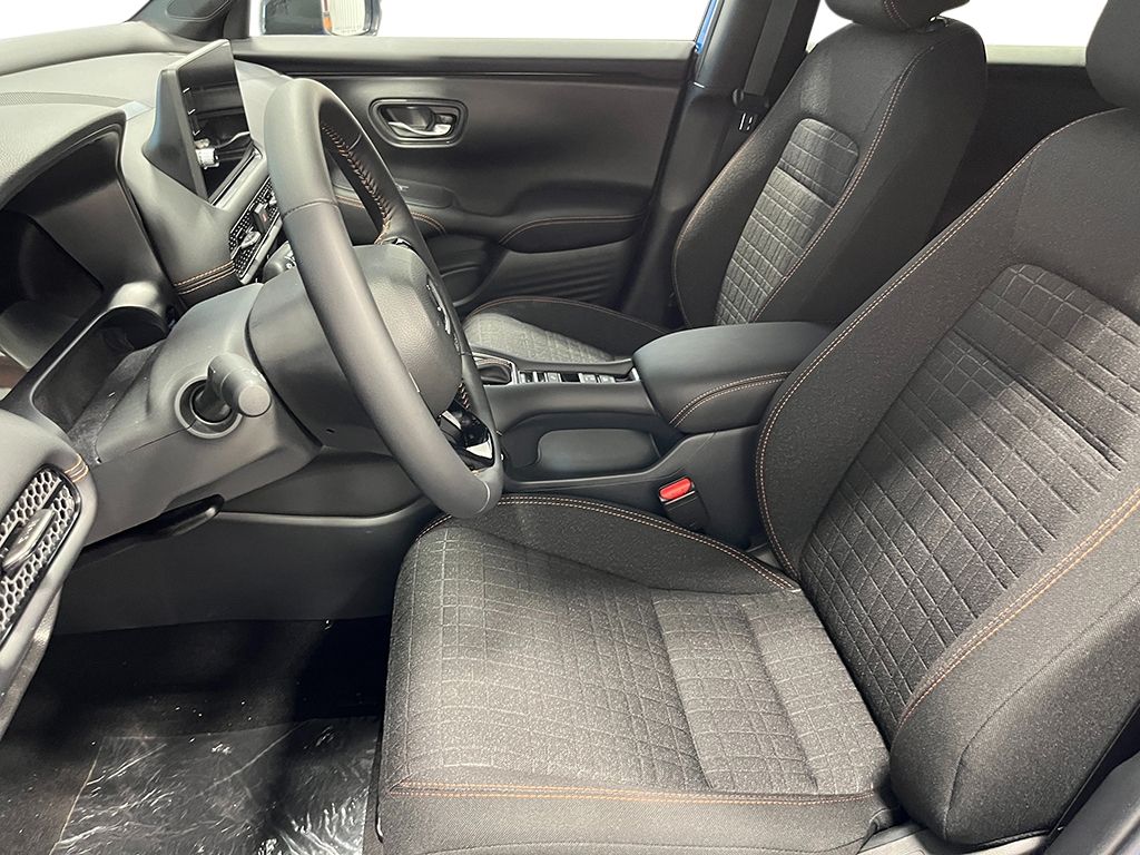 2026 Honda HR-V Sport - Photo 13