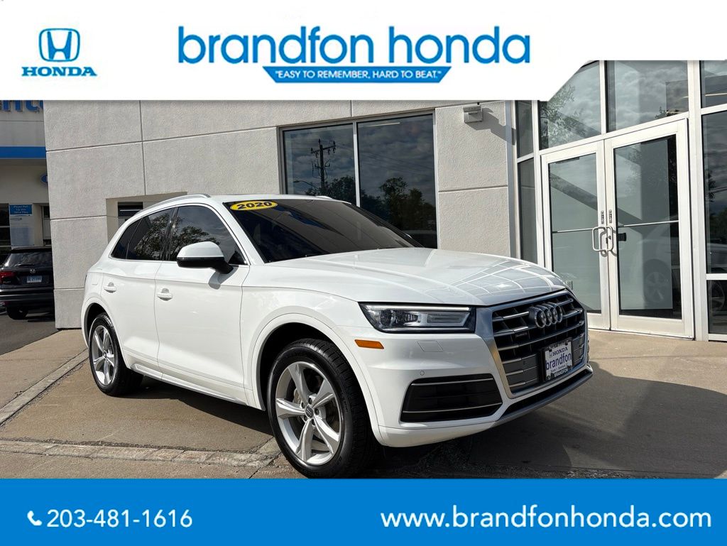 2020 Audi Q5 45 quattro S tronic Premium's photo