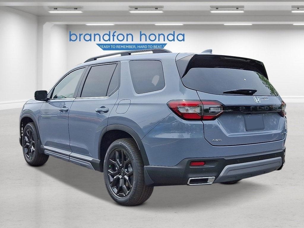 New 2025 Honda Pilot Touring SUV