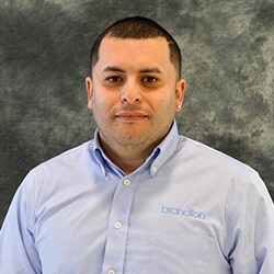Staff member Luis Rubio from ID_97e53dc3c2c1