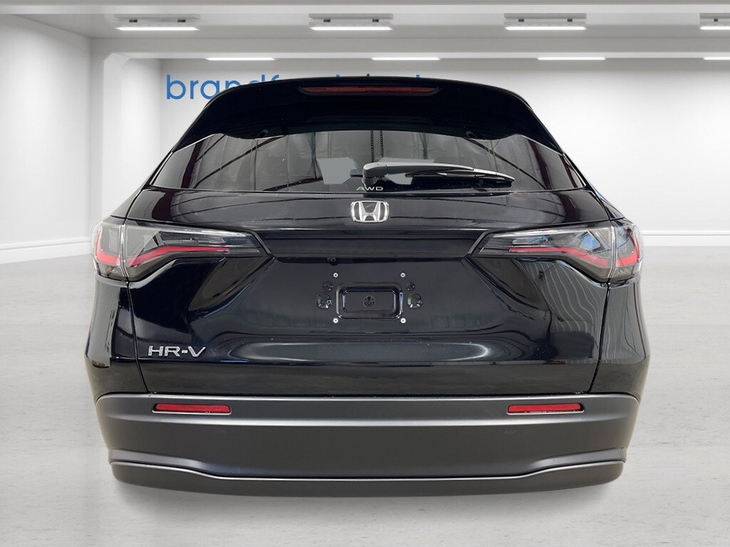 2026 Honda HR-V LX photo 3