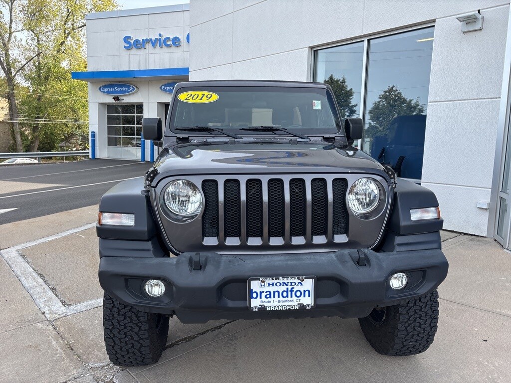 2019 Jeep Wrangler Unlimited Sport S photo 2