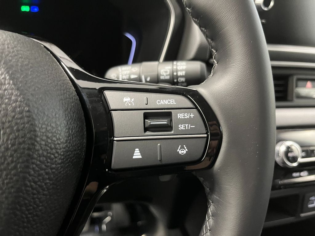 2025 Honda Pilot Touring - Photo 16