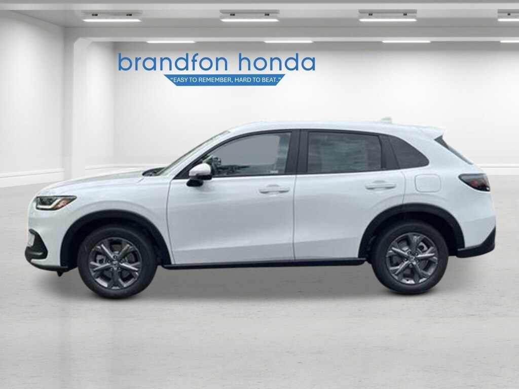 2026 Honda HR-V LX photo 2