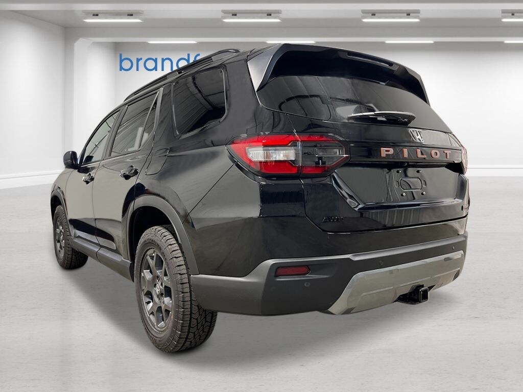 New 2026 Honda Pilot TrailSport SUV