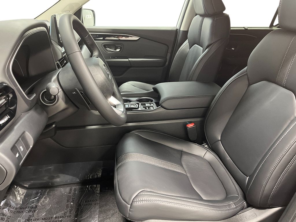 2025 Honda Pilot Touring - Photo 10