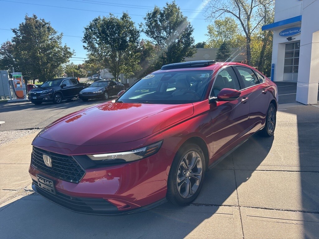 2023 Honda Accord Hybrid EX-L photo 3