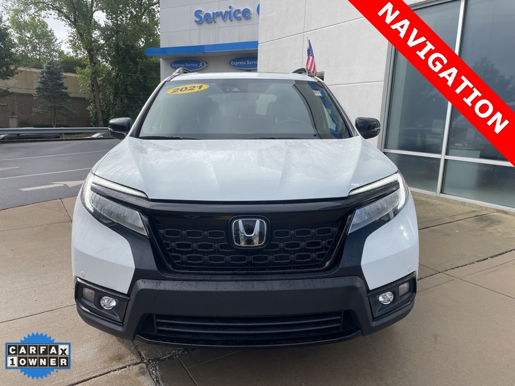 Used 2021 Honda Passport Elite with VIN 5FNYF8H0XMB027847 for sale in Branford, CT