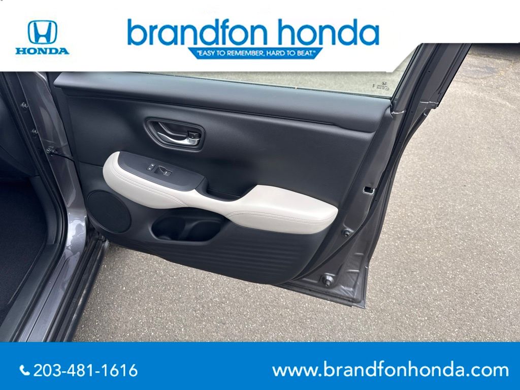 2026 Honda HR-V LX - Photo 9