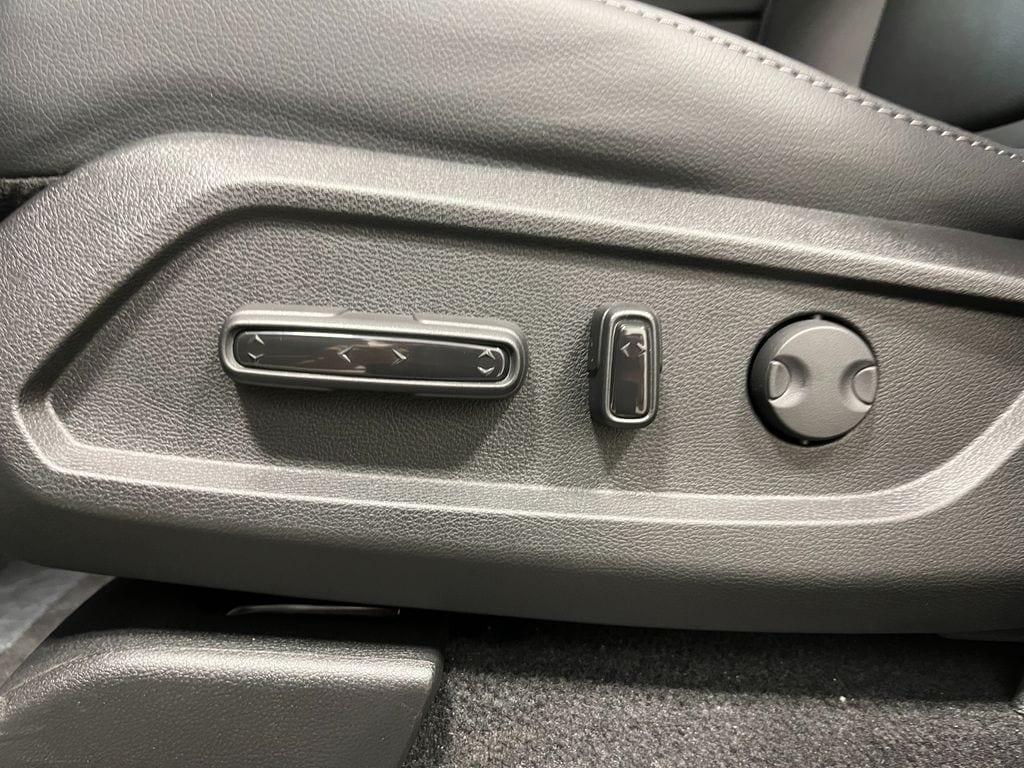 2025 Honda Pilot Touring - Photo 11