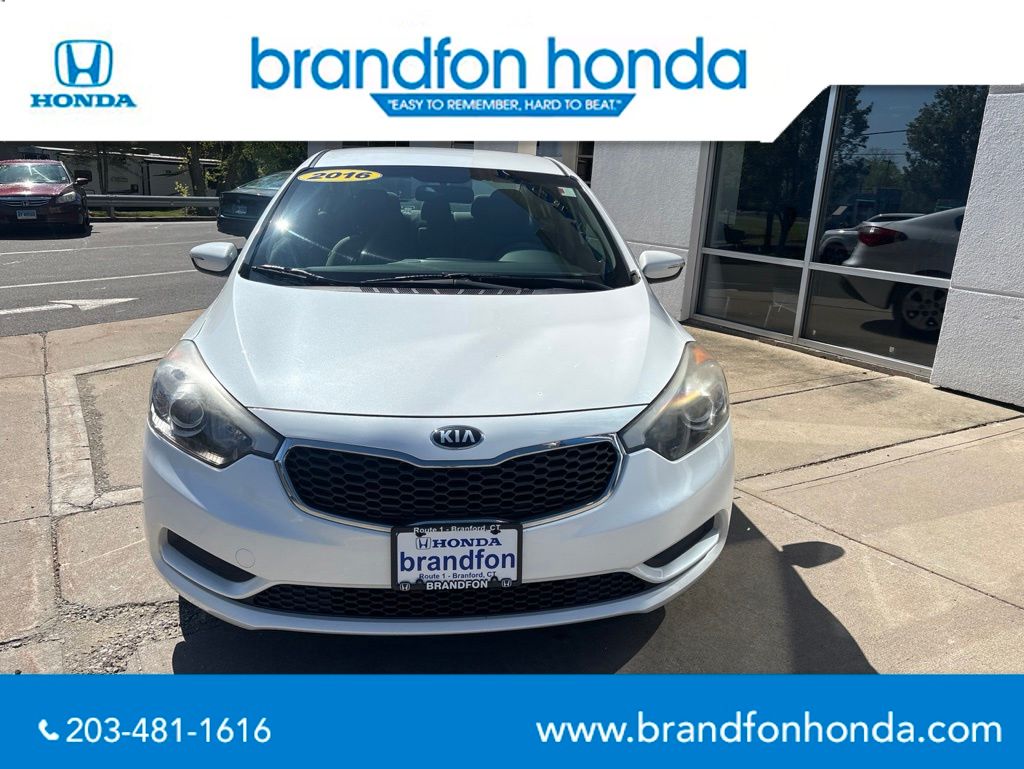 2016 Kia Forte LX AT's photo