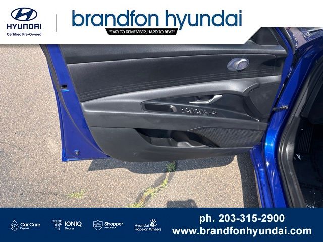 2024 Hyundai Elantra SEL - Photo 11