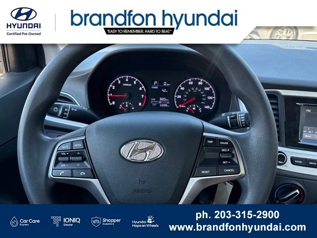2021 Hyundai Accent SE - Photo 12