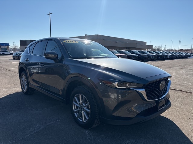 2023 Mazda CX-5 S Preferred package