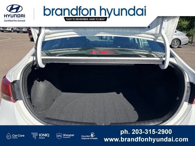 2021 Hyundai Accent SE - Photo 24