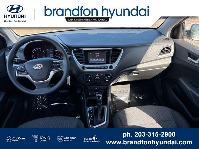 2021 Hyundai Accent SE - Photo 8