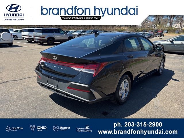 2026 Hyundai Elantra SE - Photo 6