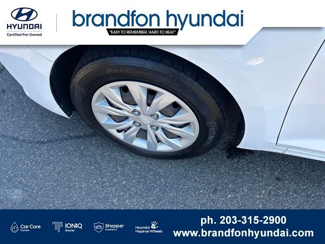 2021 Hyundai Accent SE - Photo 27