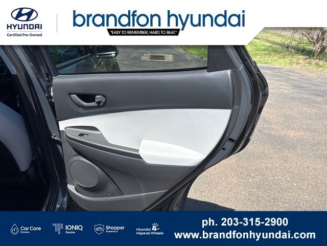 2023 Hyundai Kona SEL - Photo 9