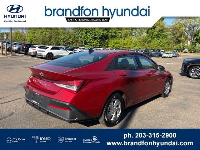 2026 Hyundai Elantra SE - Photo 6