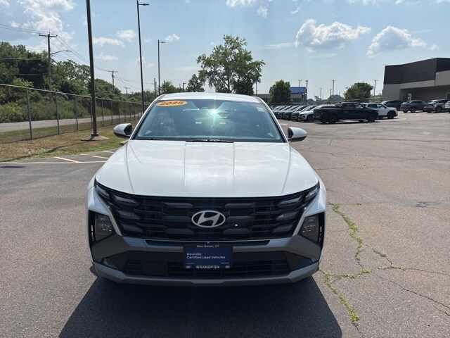 2025 Hyundai Tucson SE photo 2