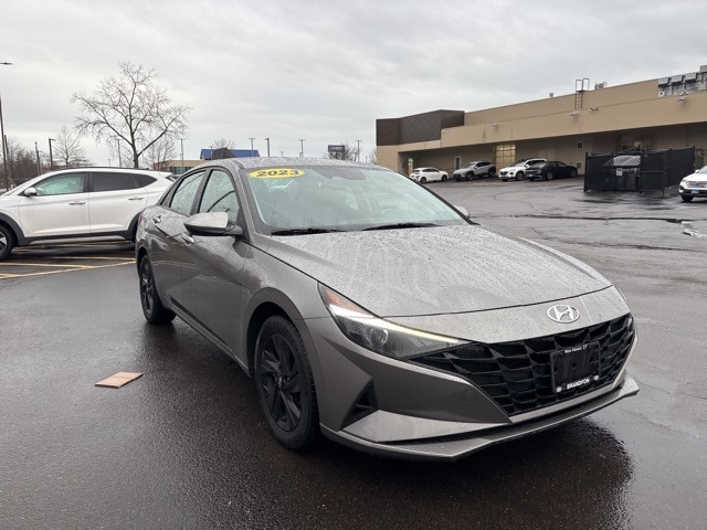 2023 Hyundai Elantra SEL's photo