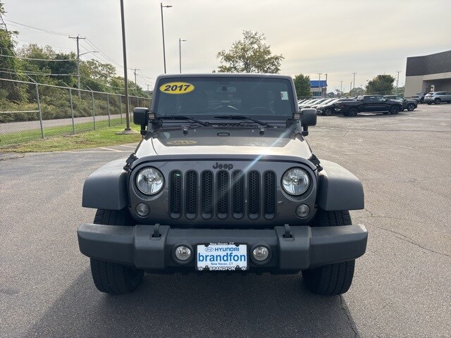 2017 Jeep Wrangler Unlimited Sport photo 2
