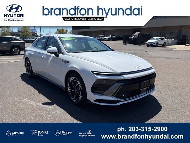 2026 Hyundai Sonata SEL AWD's photo