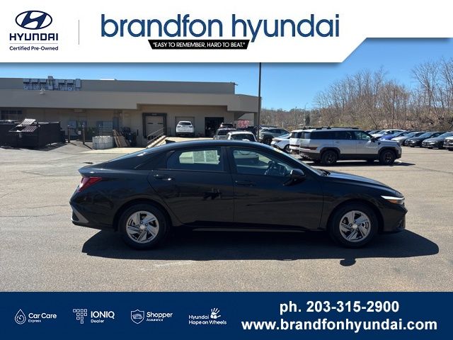 2026 Hyundai Elantra SE - Photo 7
