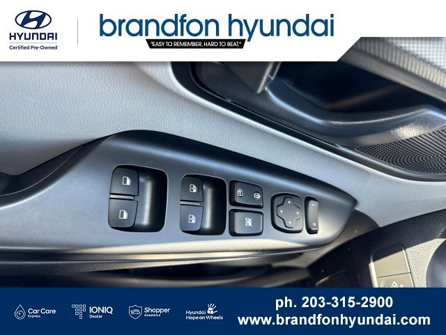 2023 Hyundai Kona SEL - Photo 13