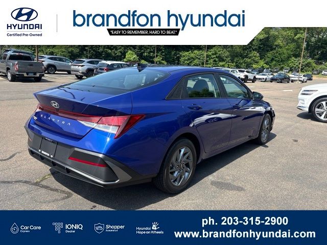 2024 Hyundai Elantra SEL - Photo 6