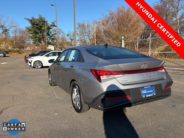 2025 Hyundai Elantra SE photo 4