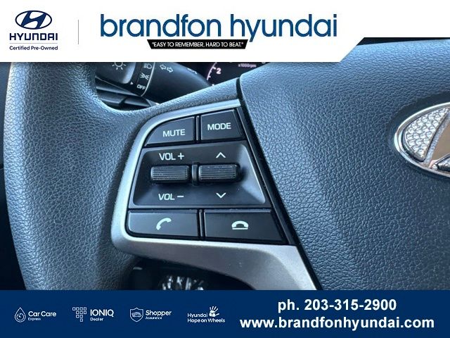 2021 Hyundai Accent SE - Photo 10