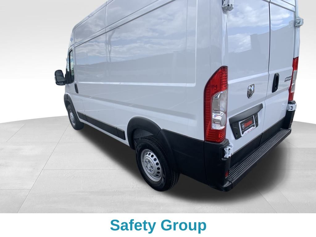 2026 Ram ProMaster 2500 Cargo Van photo 2