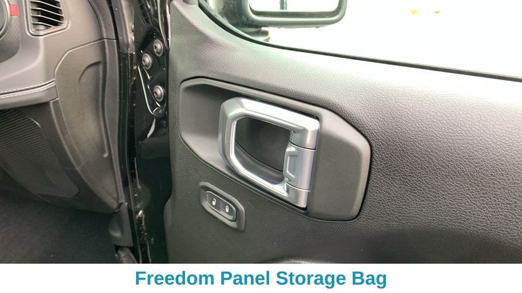 2025 Jeep Wrangler 4-Door Rubicon - Photo 32