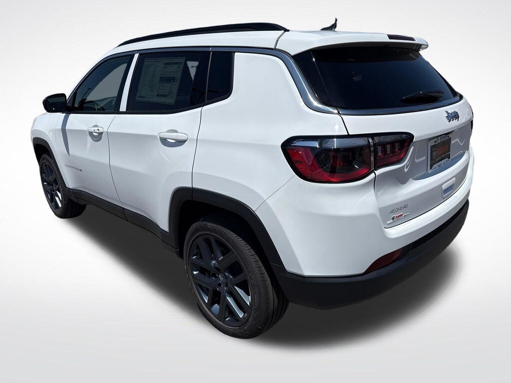 New 2026 Jeep Compass Latitude Sport Utility