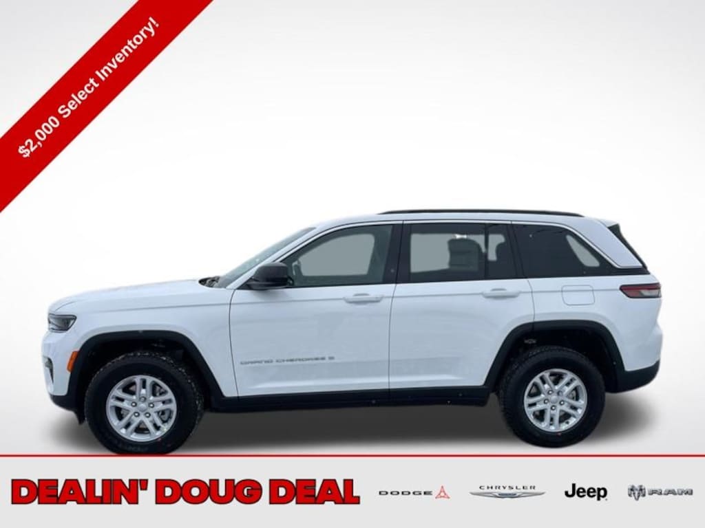 New 2025 Jeep Grand Cherokee Laredo Sport Utility