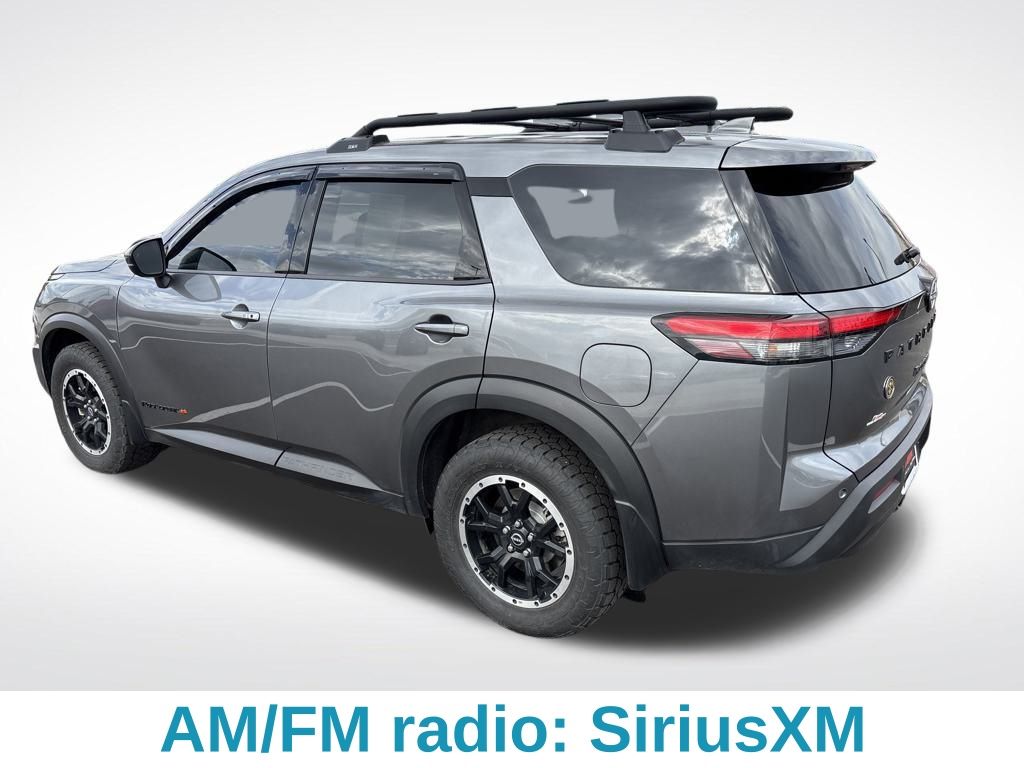 2024 Nissan Pathfinder Rock Creek photo 3