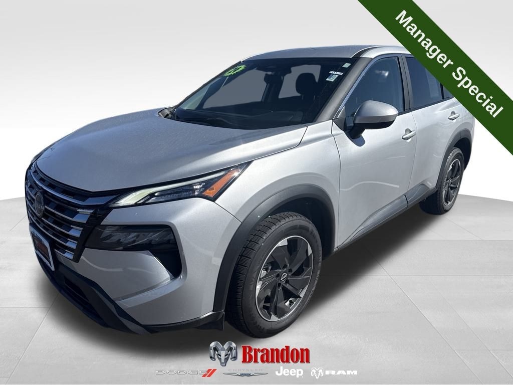 Used 2024 Nissan Rogue SV SUV