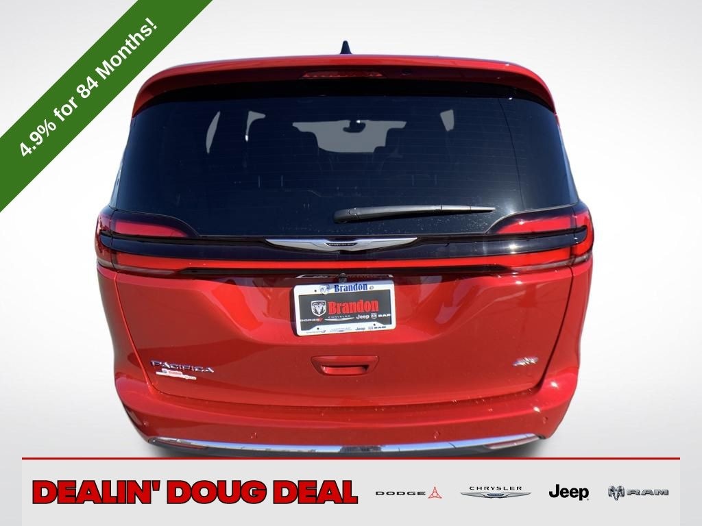 New 2026 Chrysler Pacifica Select Passenger Van