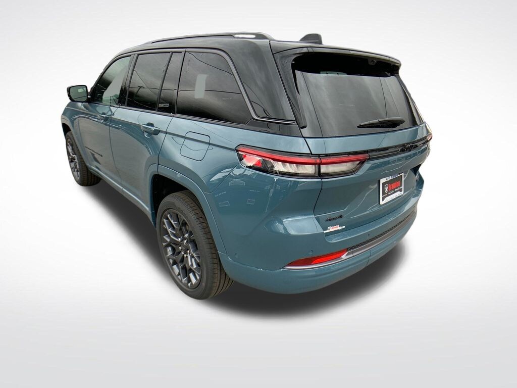New 2026 Jeep Grand Cherokee Summit Sport Utility