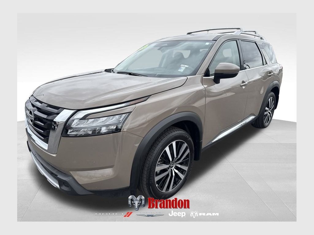 Used 2025 Nissan Pathfinder Platinum SUV