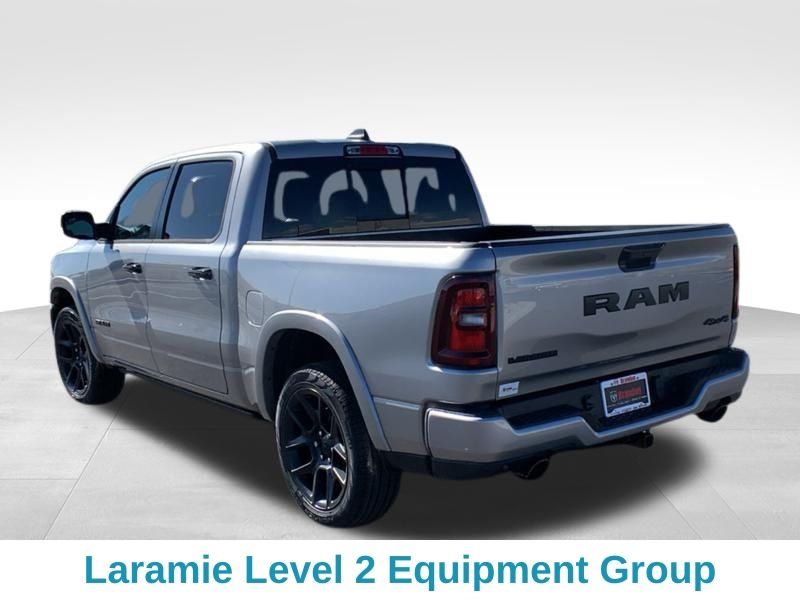 2025 Ram 1500 Laramie photo 3