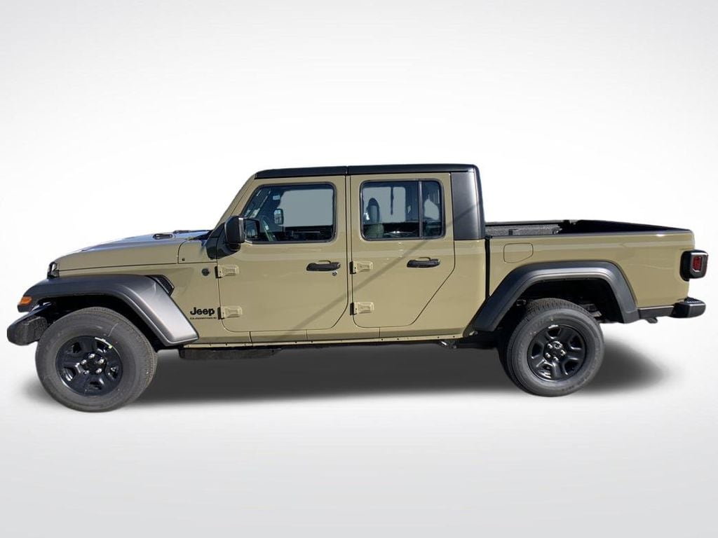 New 2026 Jeep Gladiator Sport Pickup