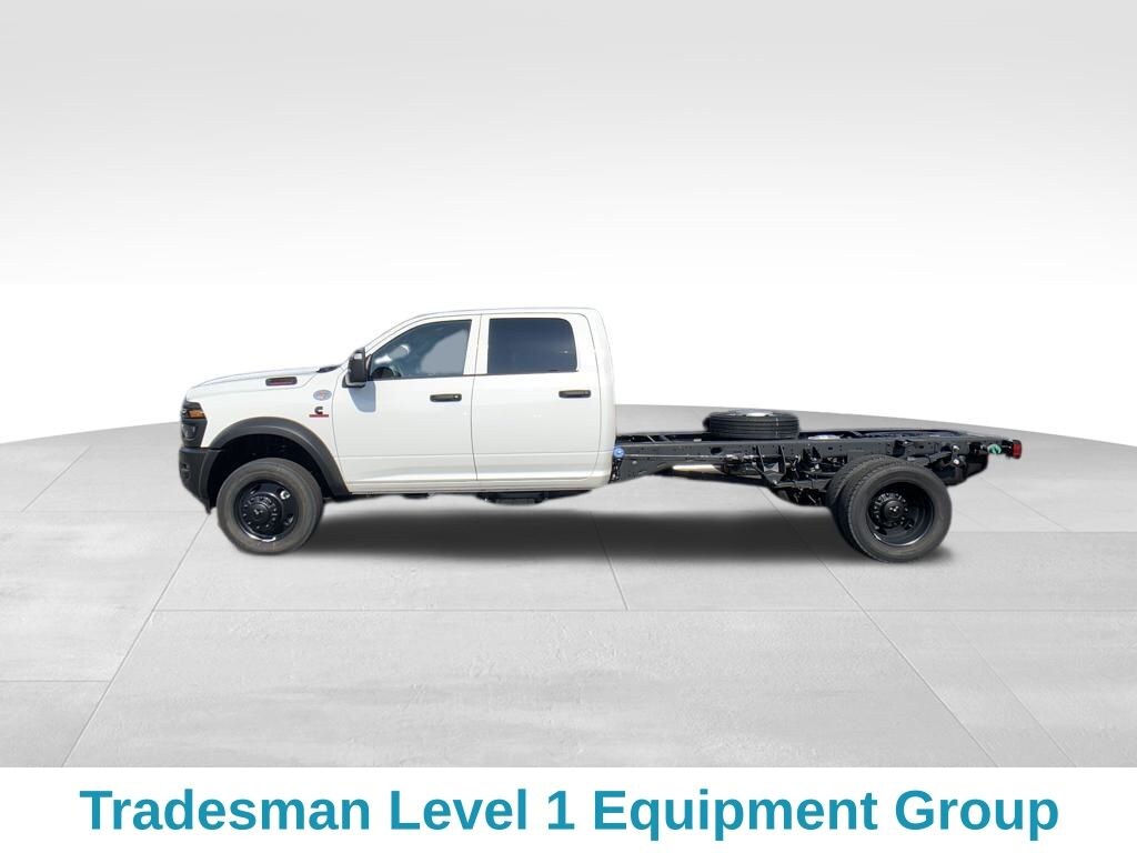 New 2025 Ram 5500 Chassis Cab 5500 TRADESMAN CHASSIS CREW CAB 4X4 84' CA Pickup