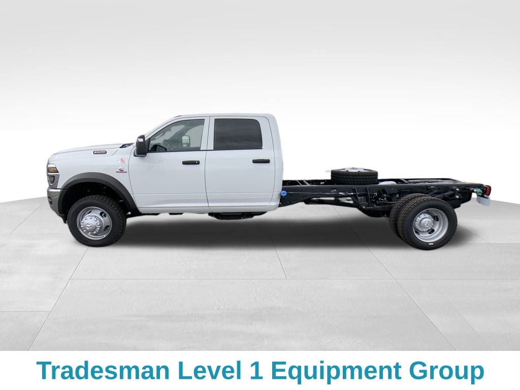 2026 Ram 5500 Tradesman photo 2
